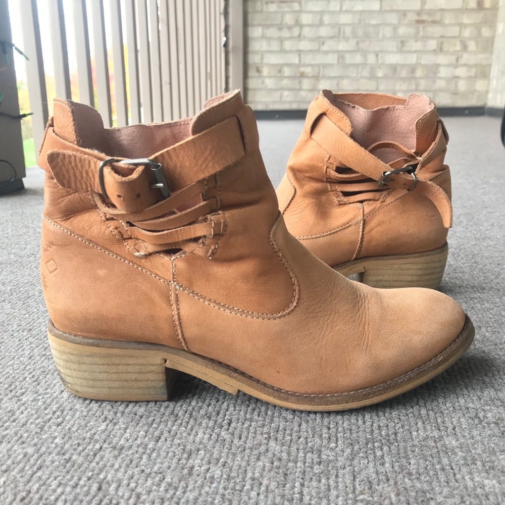 Coolway Western Buckle Boots Chestnut Brown